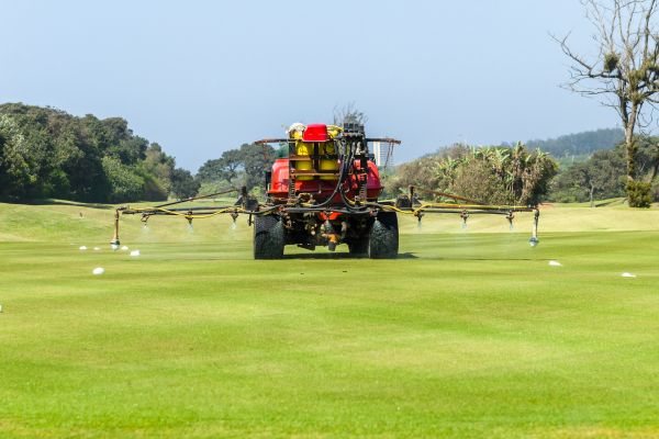 Golf Course Lawn Care in Pickerington